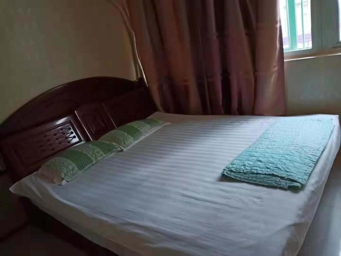 标准大床房