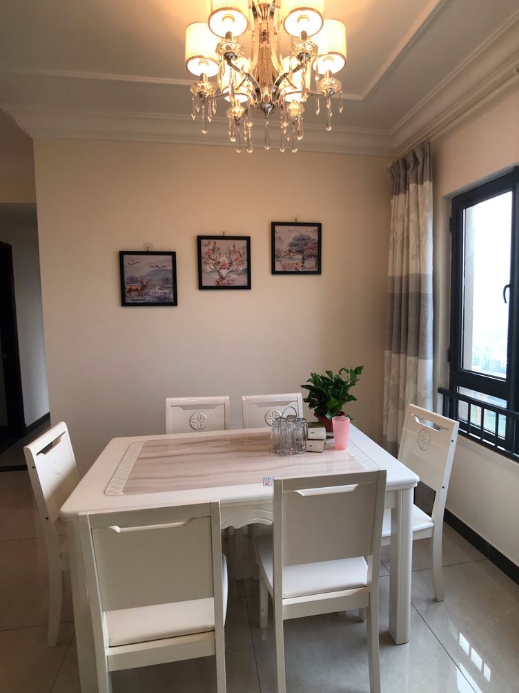 商务三室二厅套房