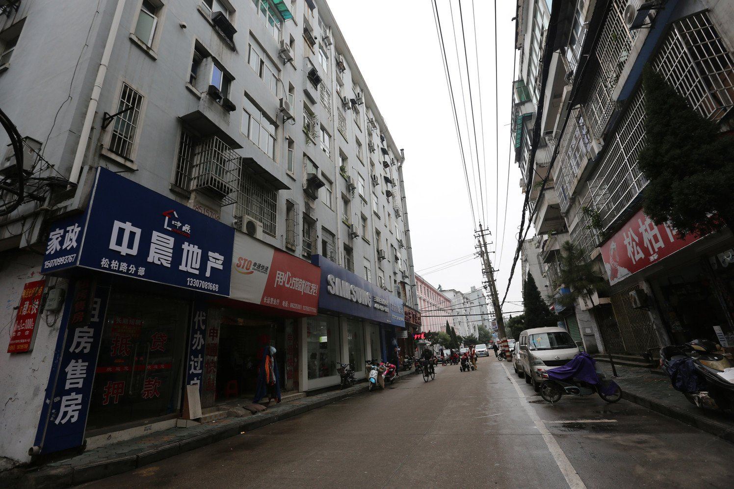 阳光青年求职公寓(南昌八一大道店)
