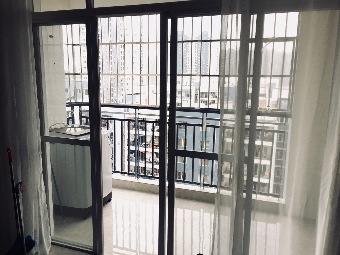 葩奇家两居小屋