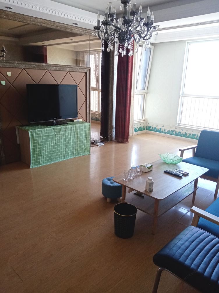 欧式风格二室二厅套房