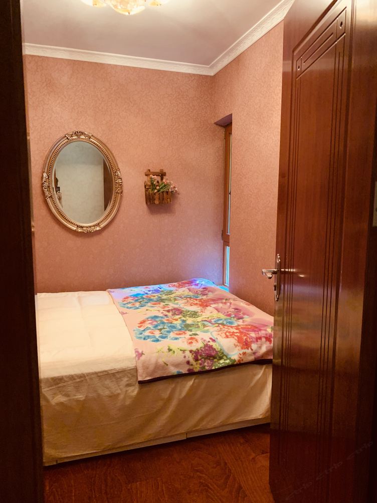 欧式风格三室一厅套房