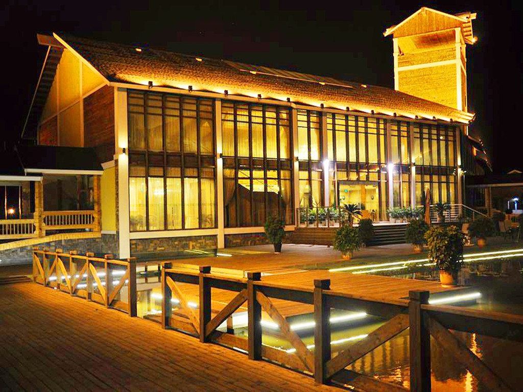 唐山湿地三岛七星酒店(原木槿商务连锁酒店)