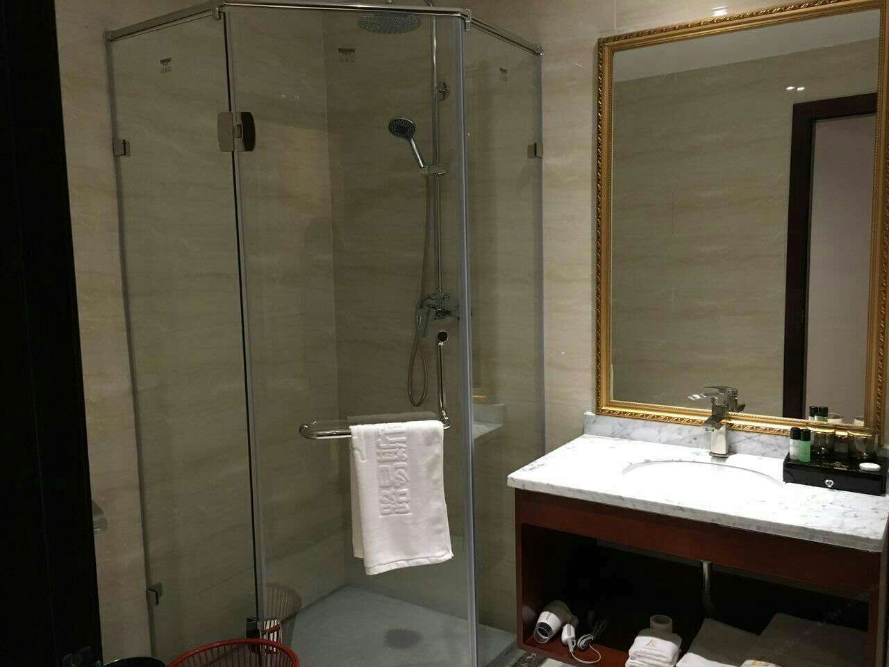 其他