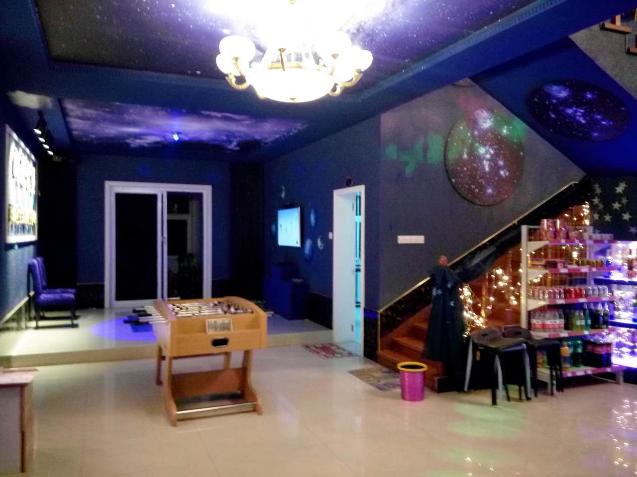 郑州自由天堂梦幻星空主题轰趴馆