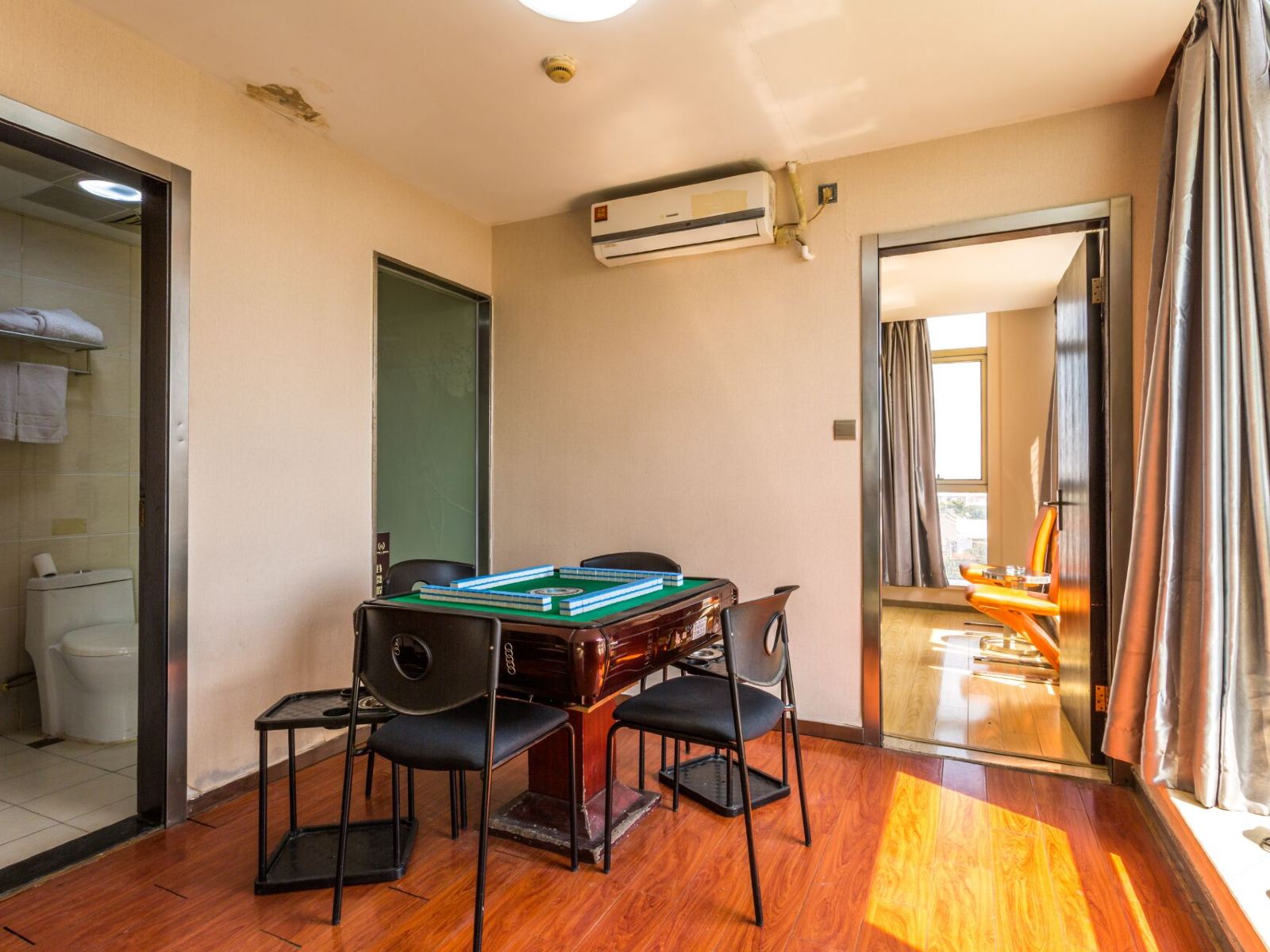 棋牌大床房