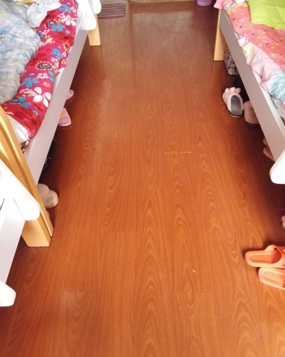 女生六人间