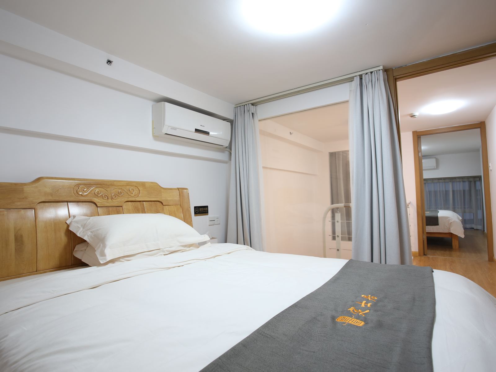 黄芸阁Loft房