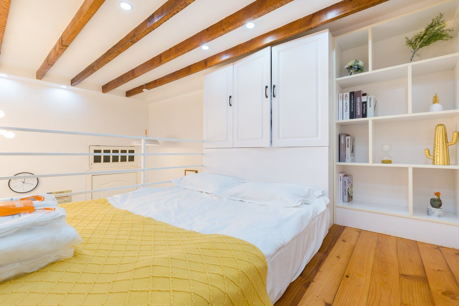 复式一室一厅套房