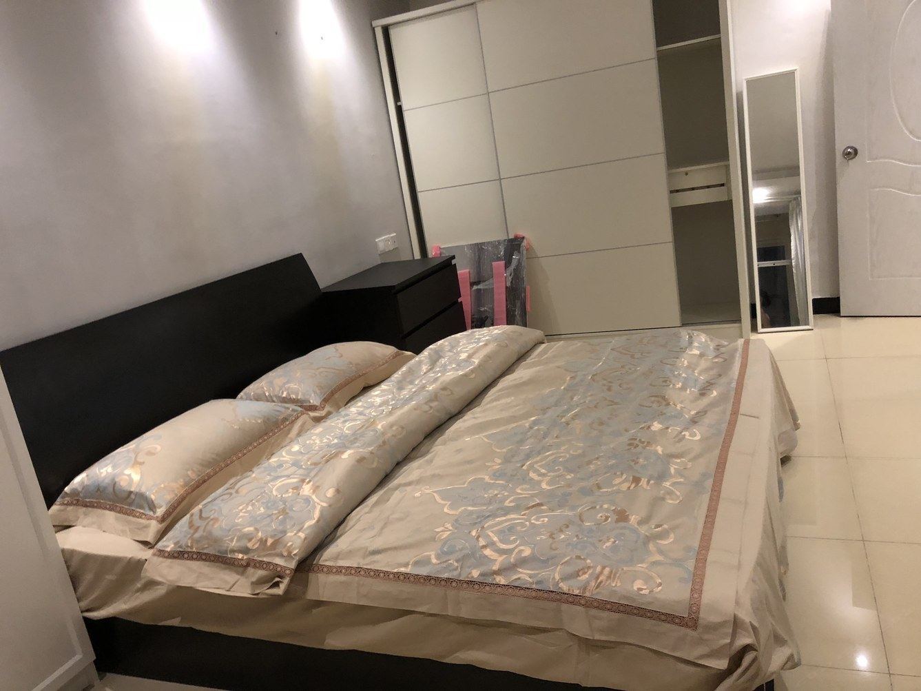 温馨二室一厅套房