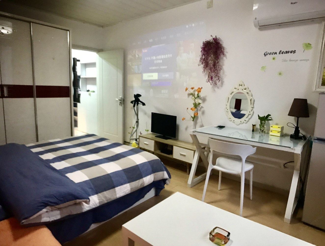 精装一室大床房
