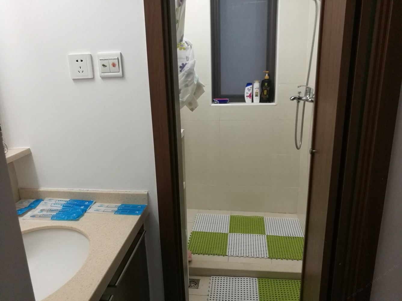 精致二室二厅套房