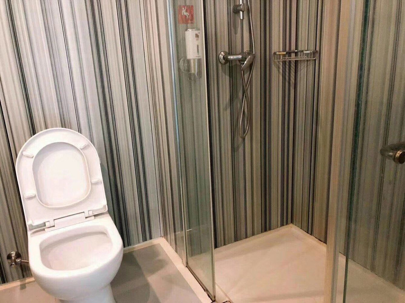 精致精装一室大床房