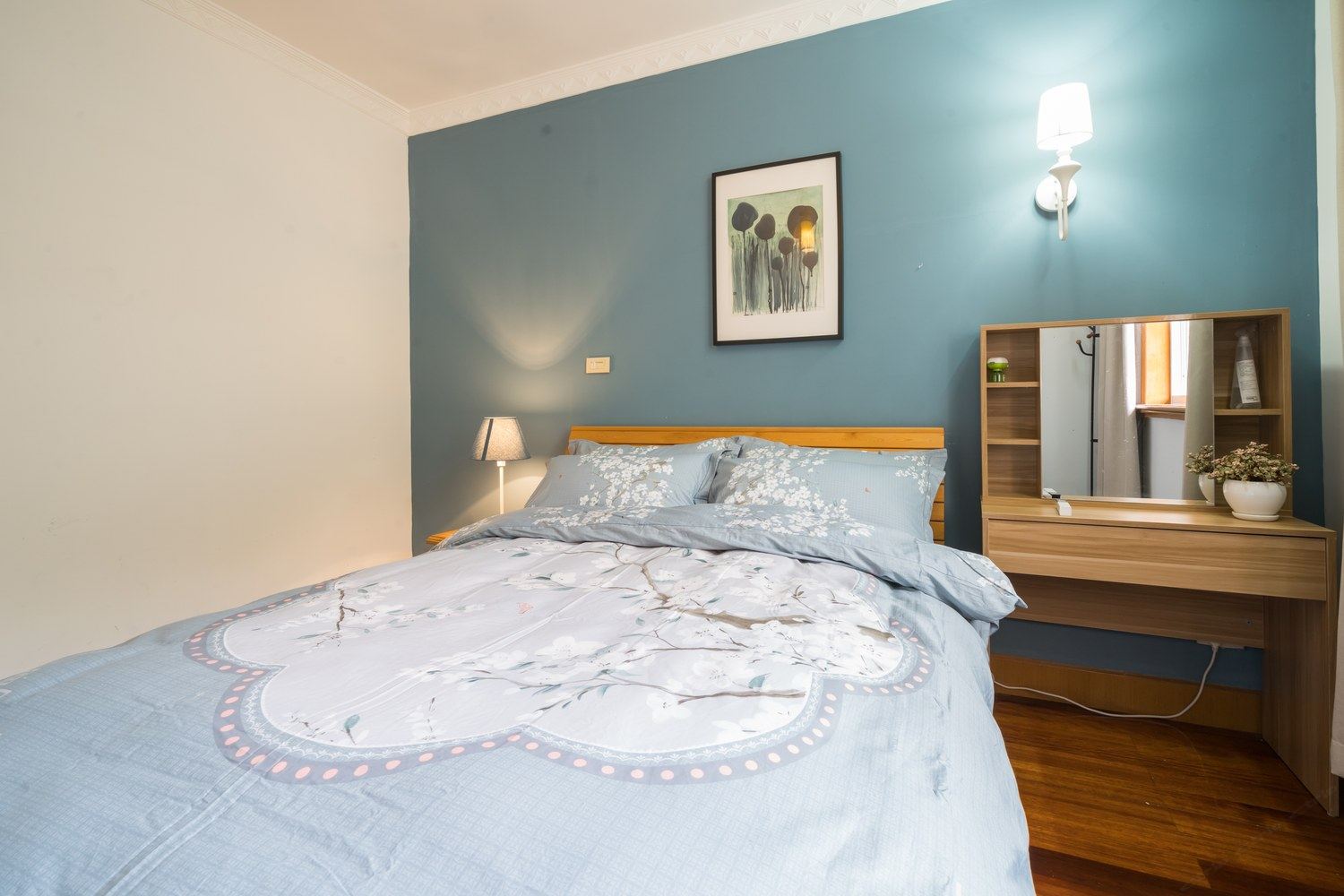 精装二室二厅套房