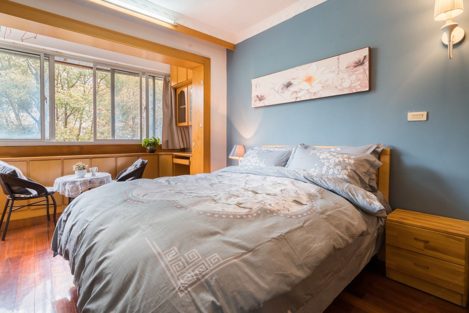 精装二室二厅套房