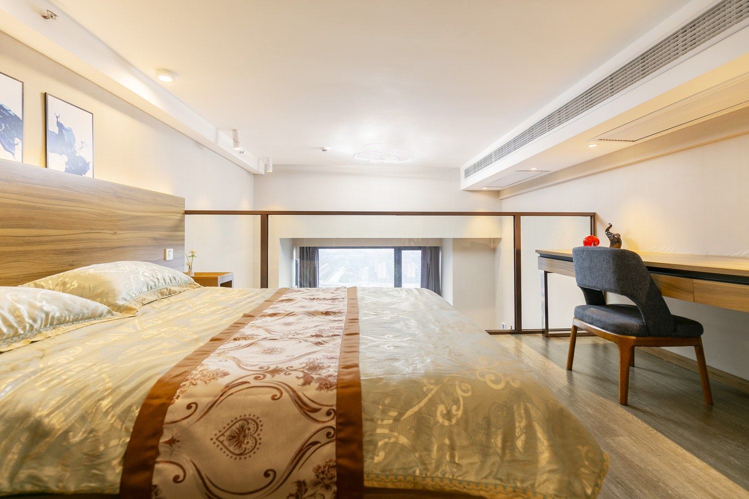 上海开心小站公寓(13号店)