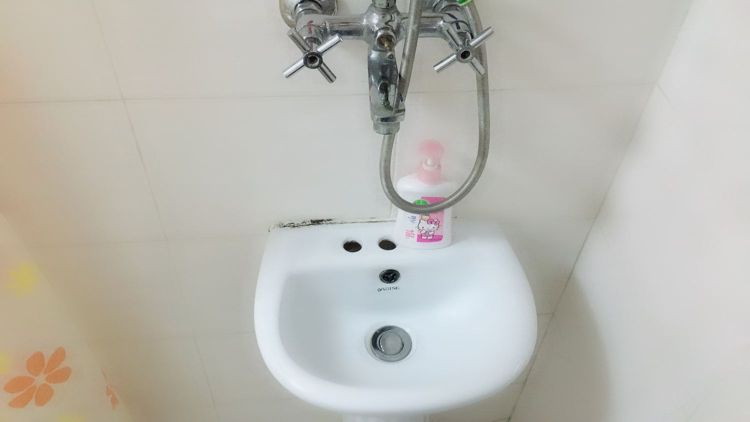 一室大床房