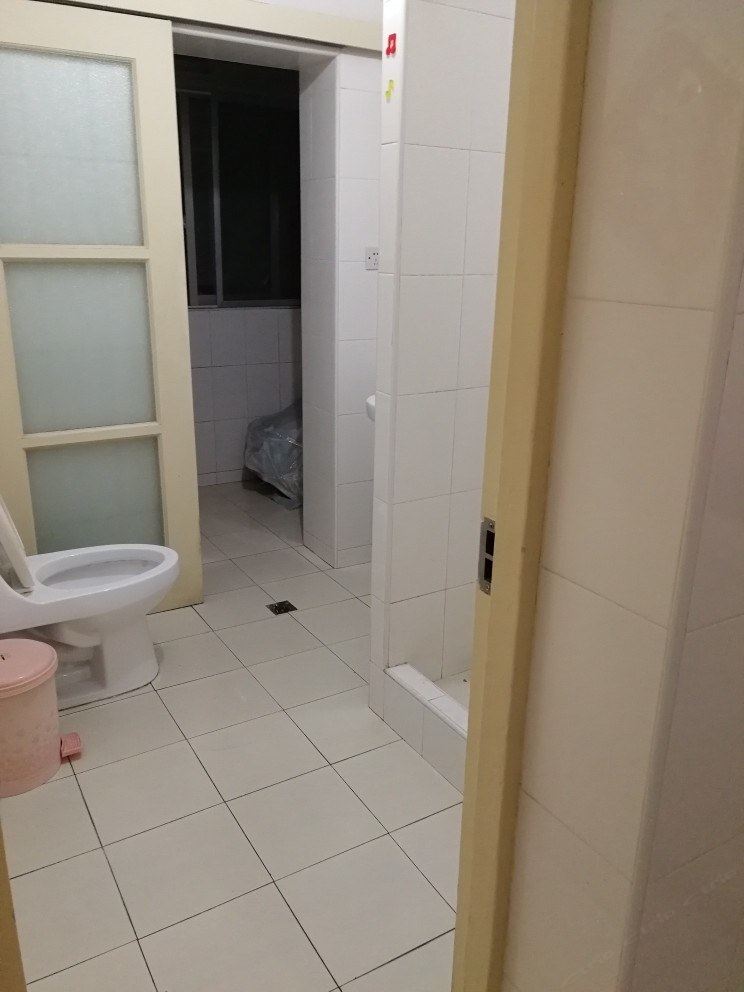 精致阳台一室大床房