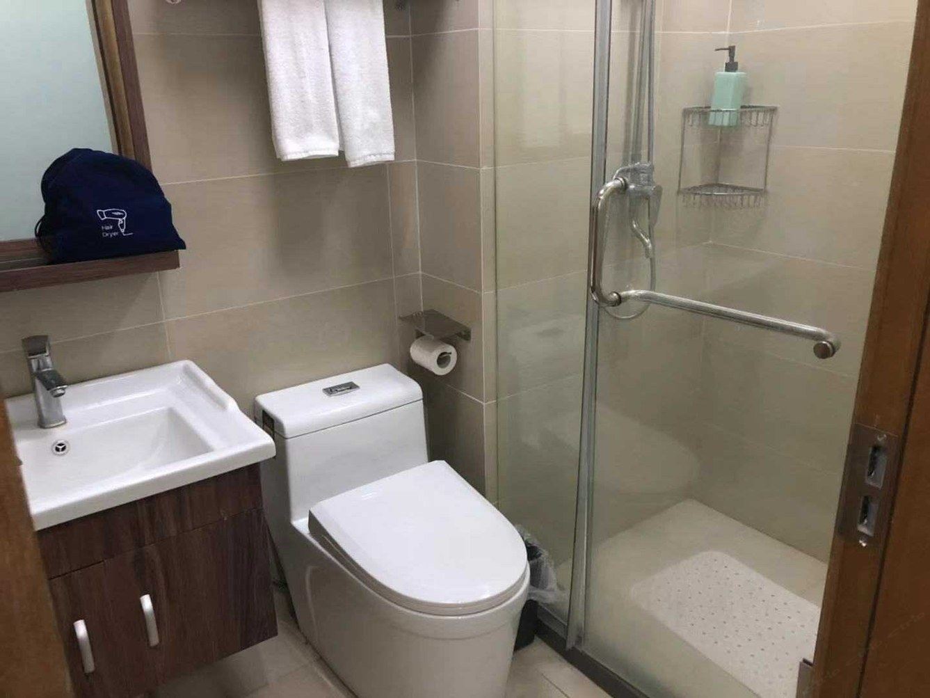 精装一室大床房