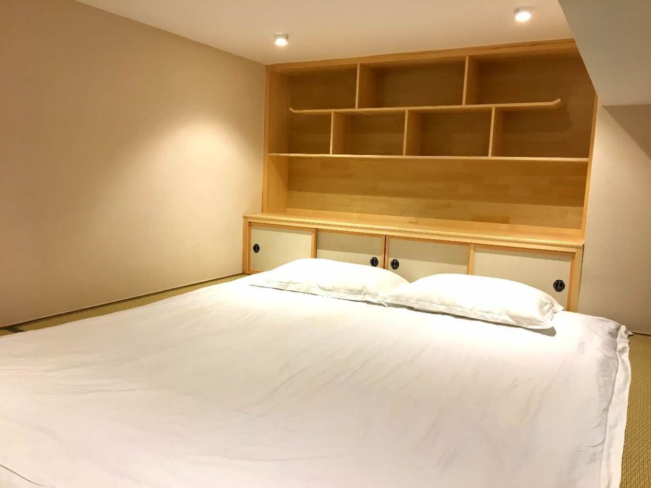 爱琴海二室二厅套房