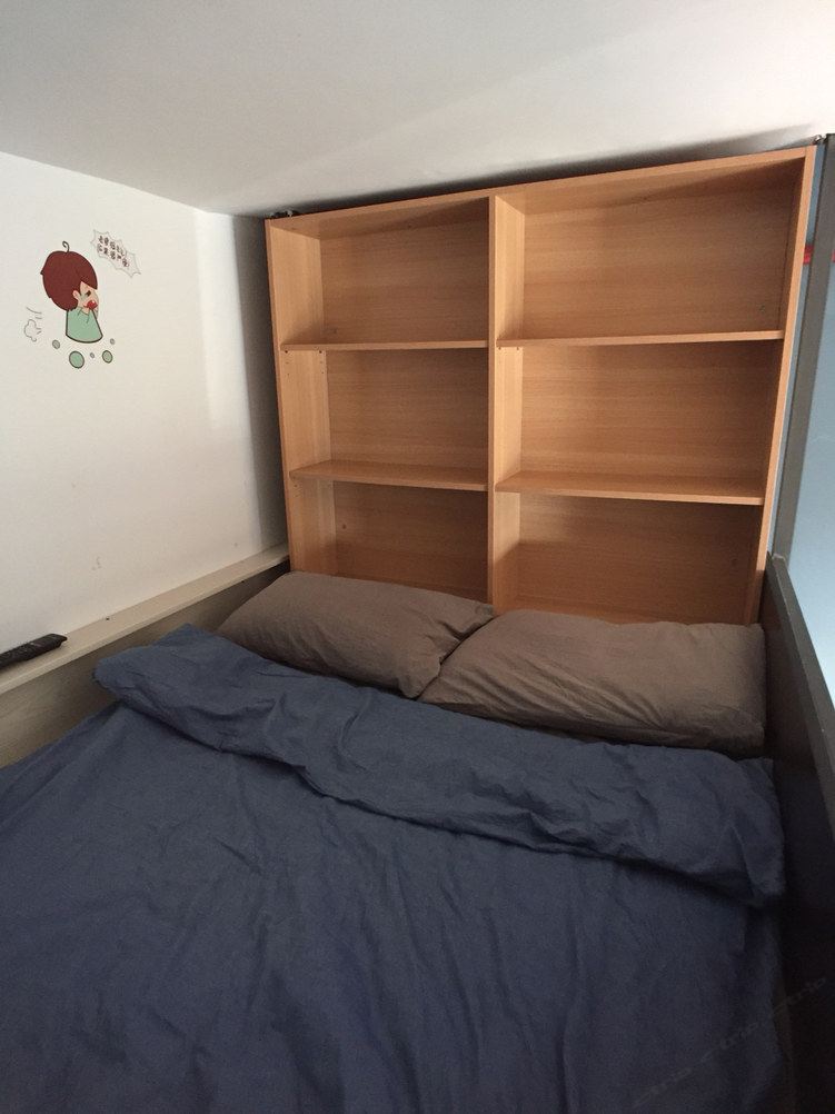 边小屋