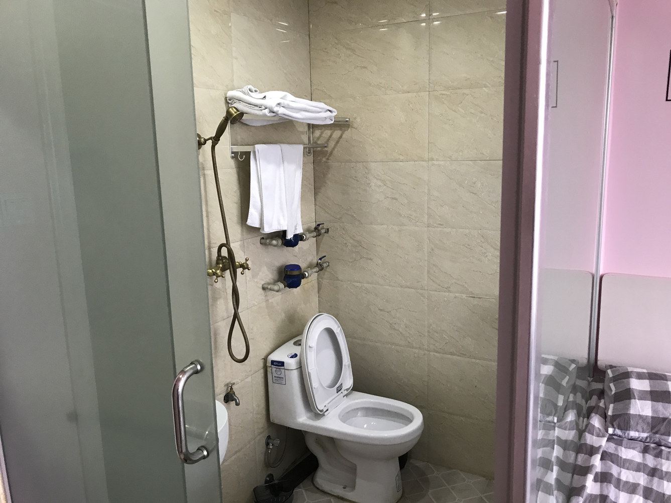 一室一厅套房