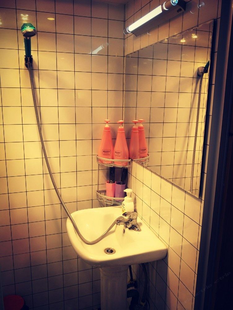 一室大床房