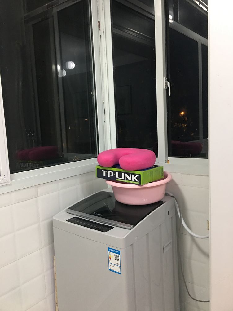 简约二室三床房