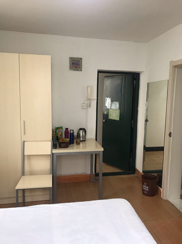 简约一室大床房
