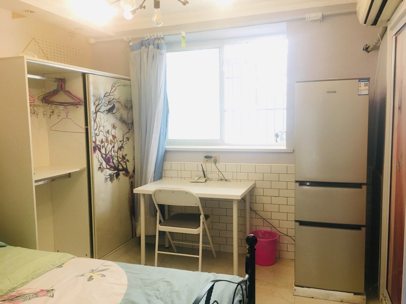精装一室大床房
