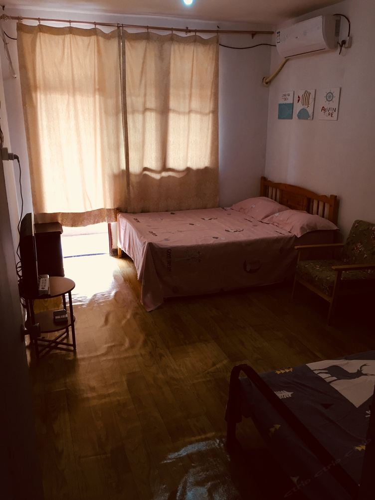 舒适温馨家庭房