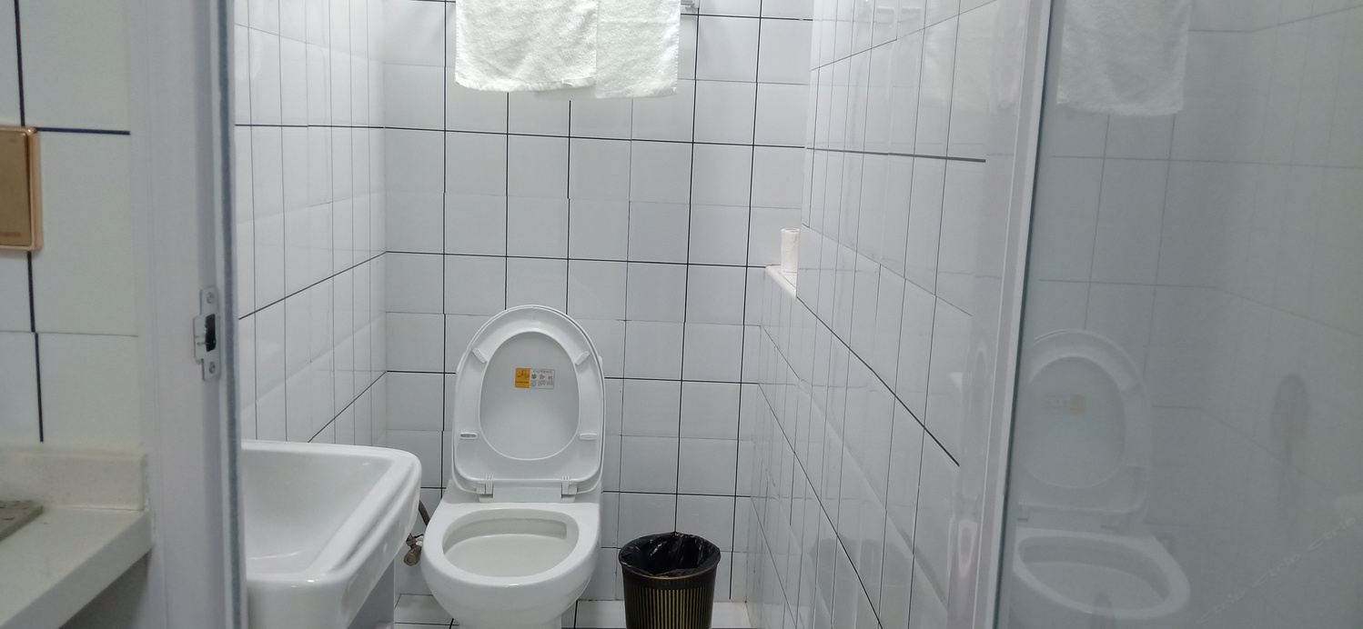 飘窗大床房