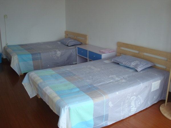 三室一厅套房