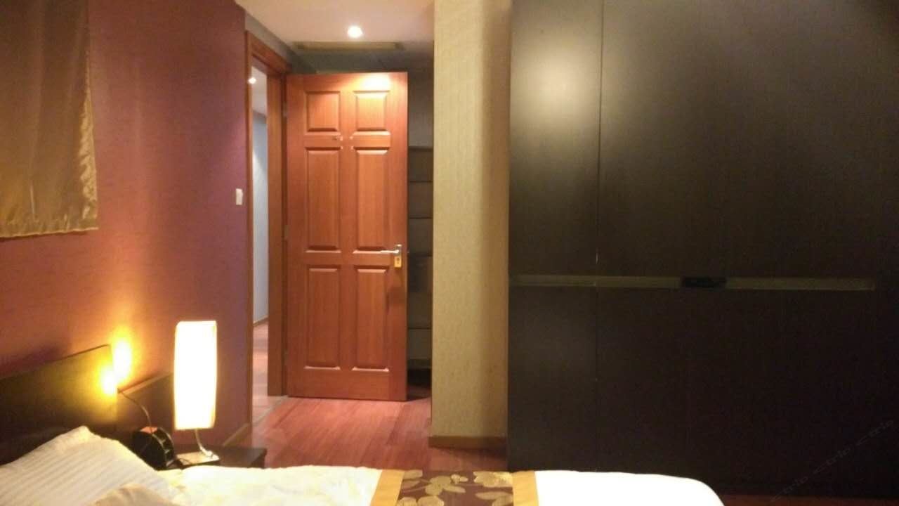 精致精装三室二厅套房