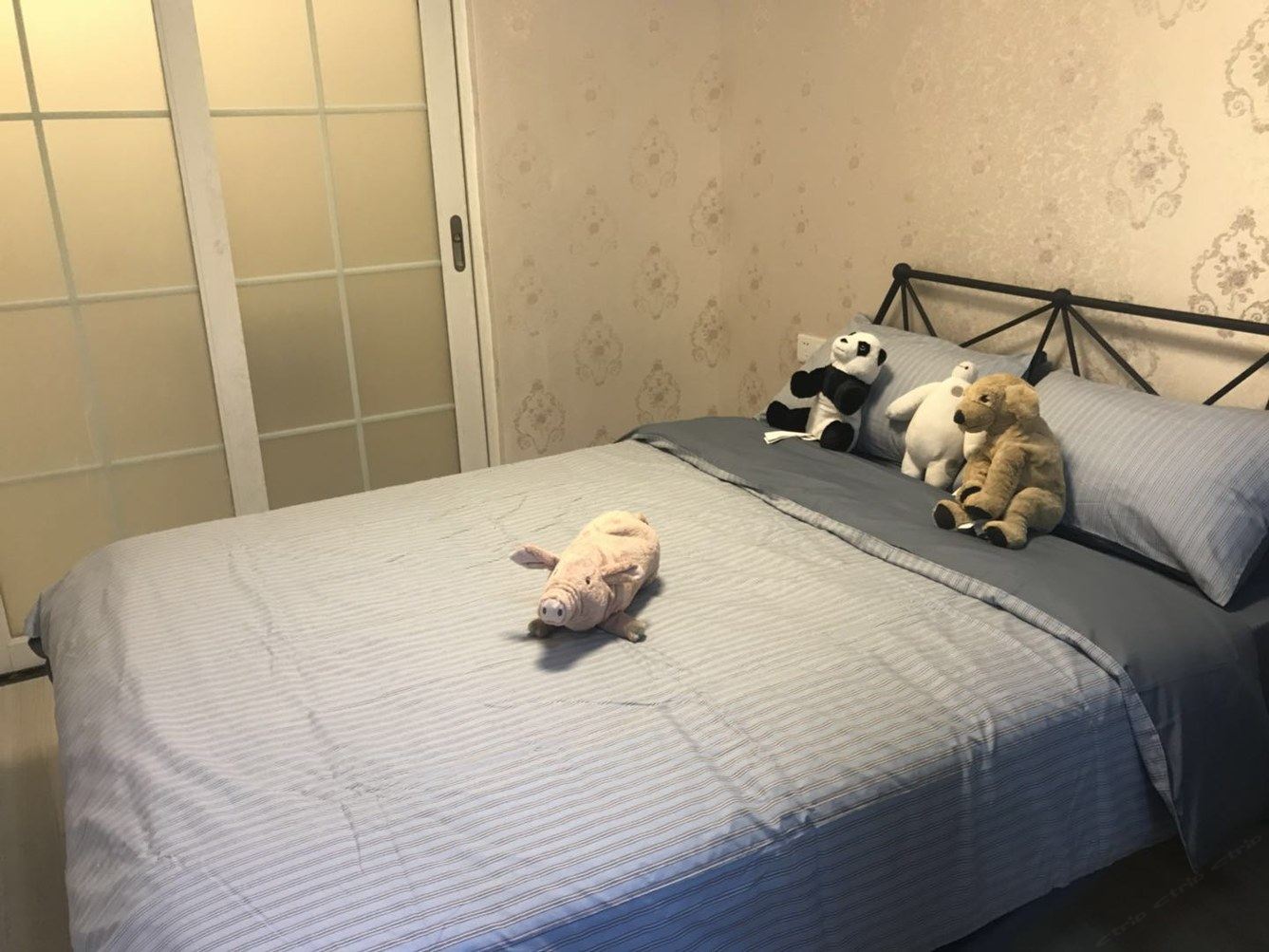 温馨大床房