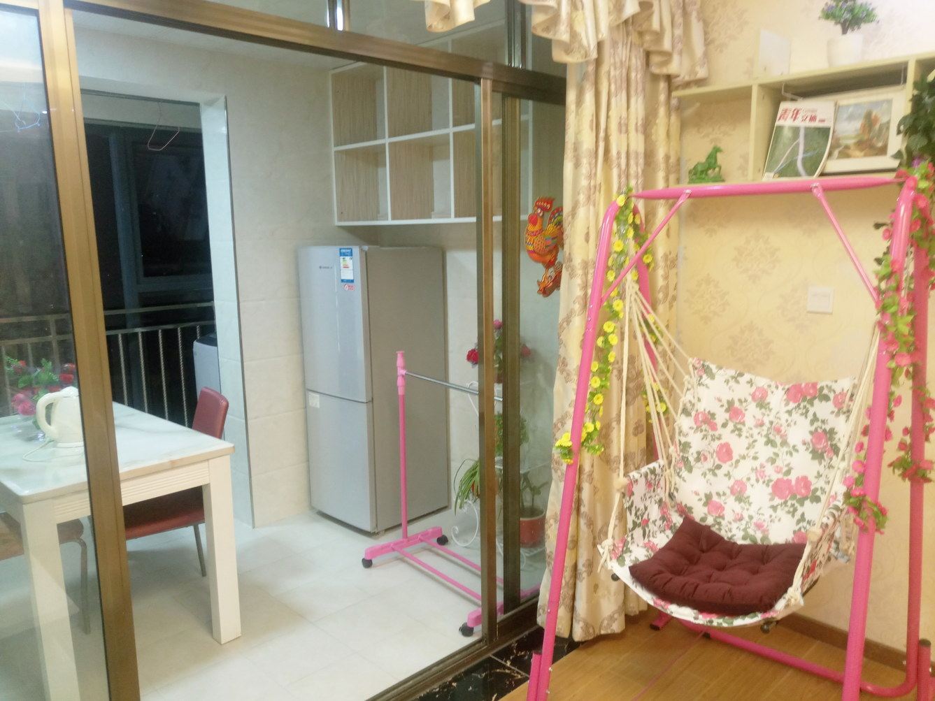 摇椅一室二床房