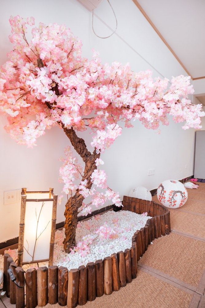 樱花一室大床房