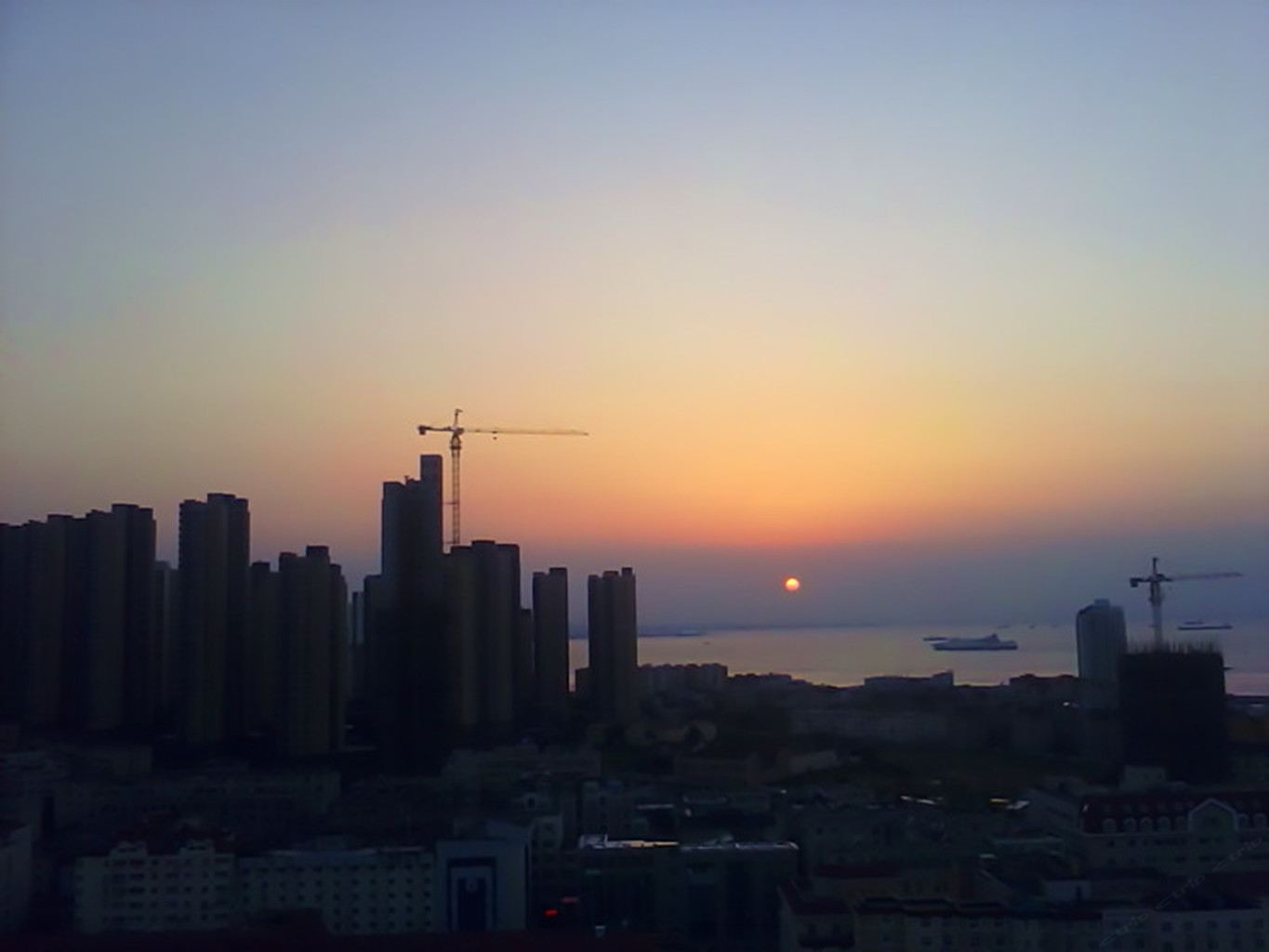 落地窗观海家庭房