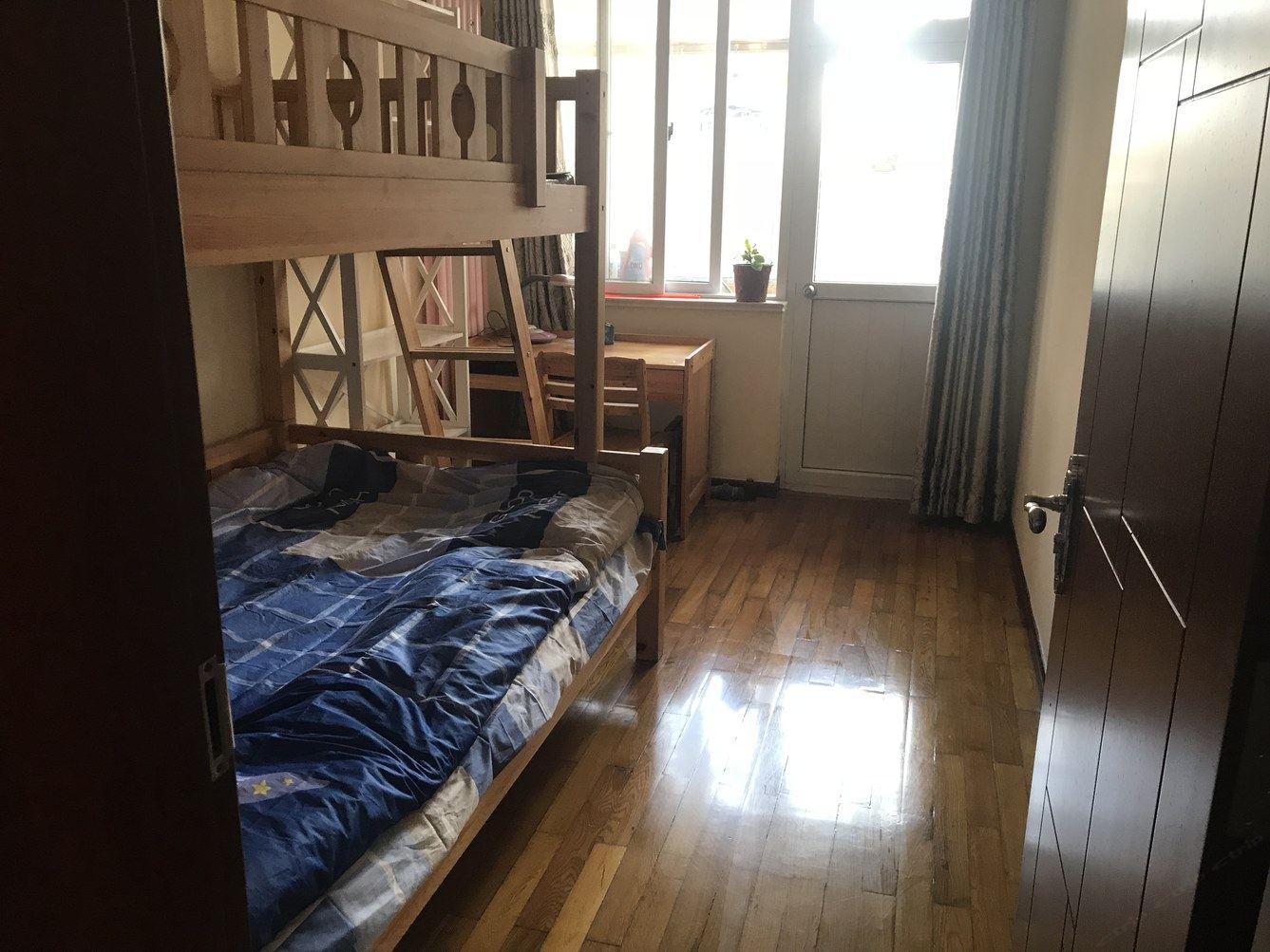 二室一厅