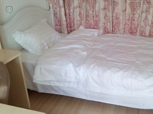 温馨舒适二室一厅套房(无窗)