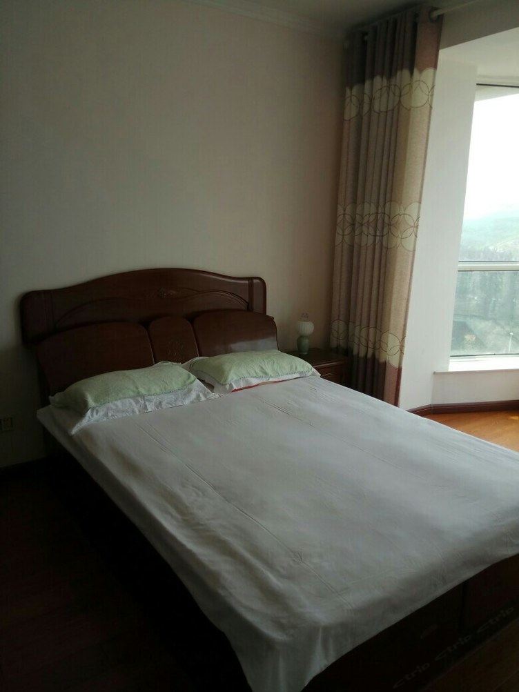 金沙滩海景房(无窗)