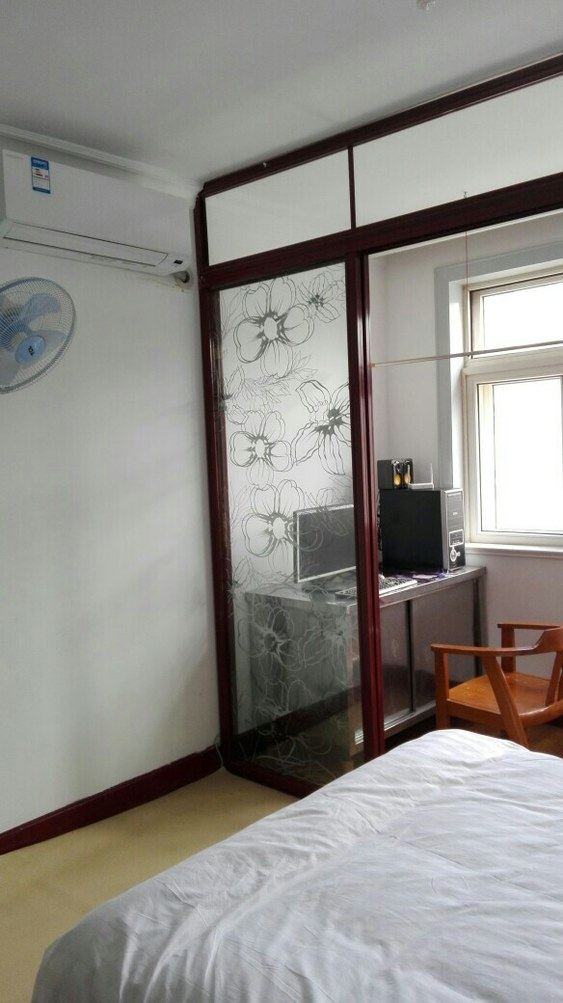 温馨两居室(无窗)