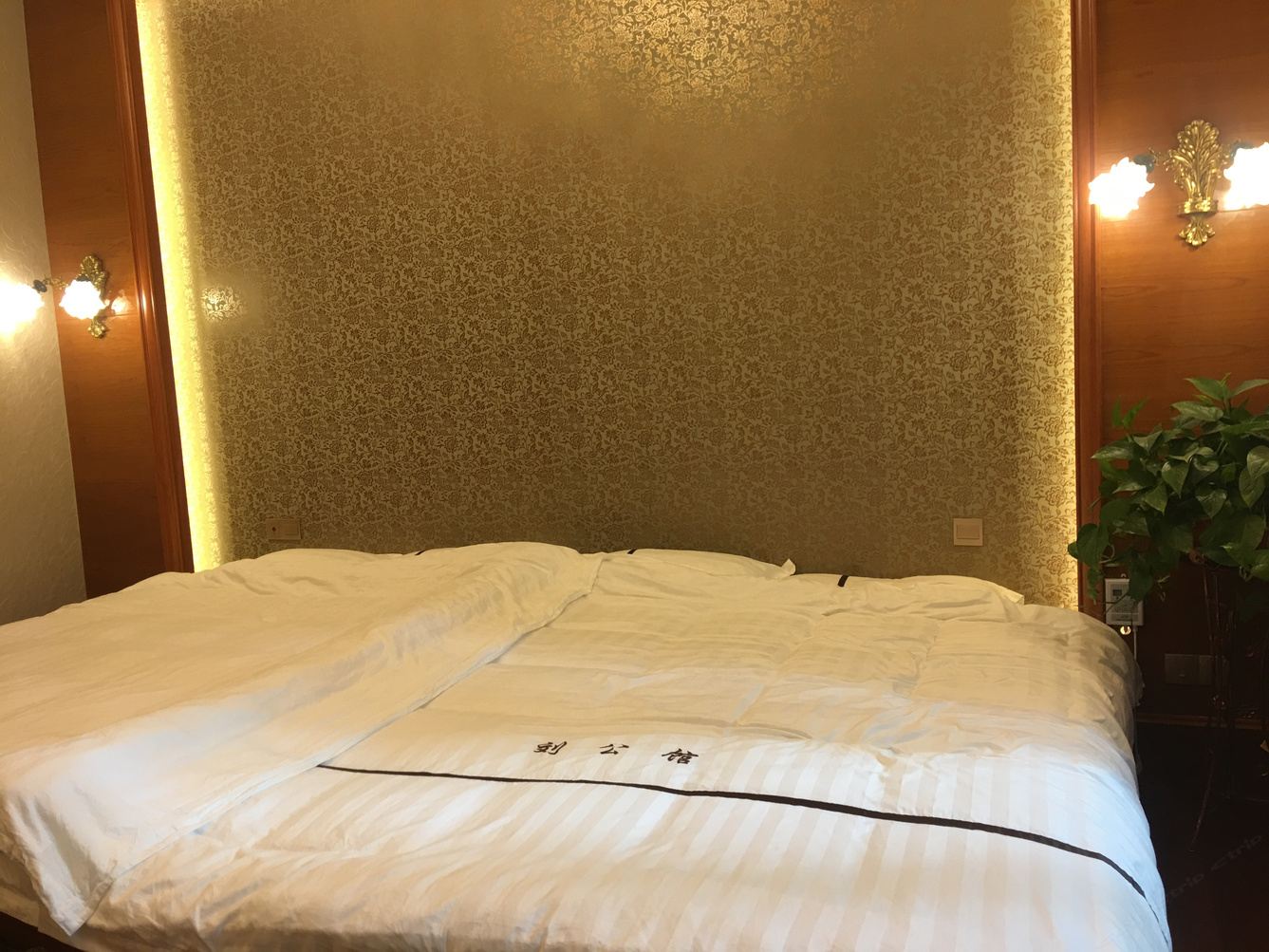 精致三室二厅套房
