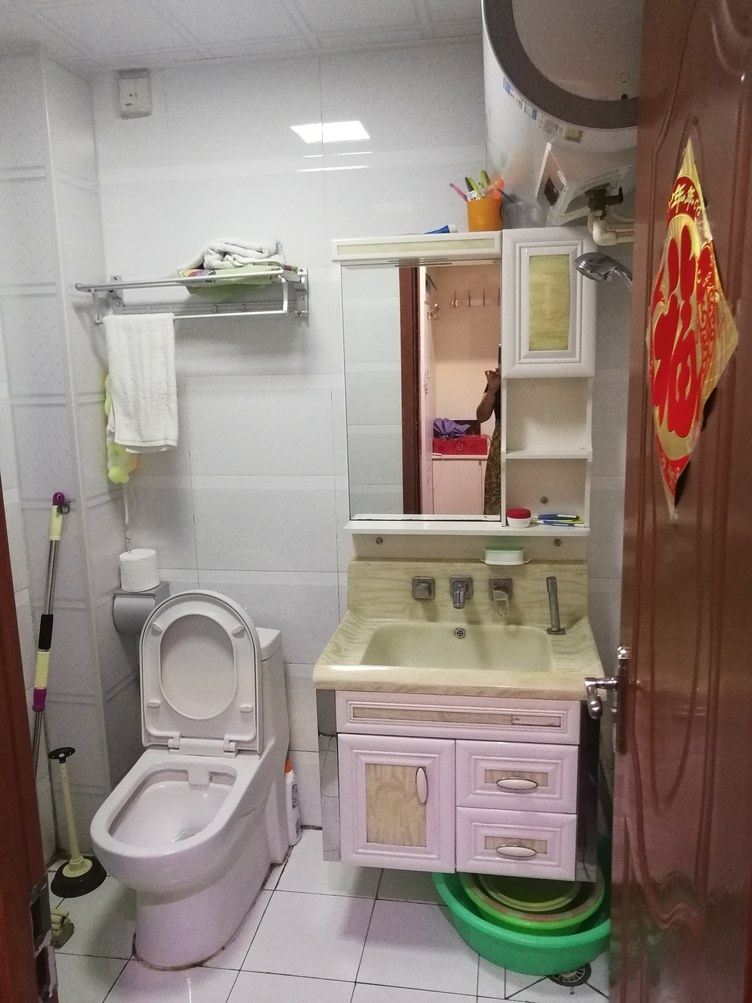 听海二室一厅套房