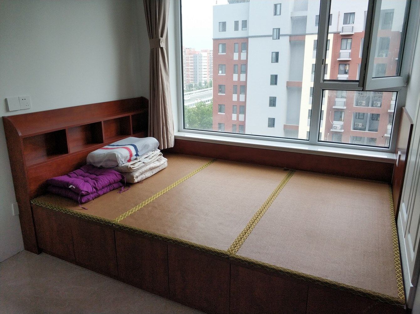 精品一室榻榻米房