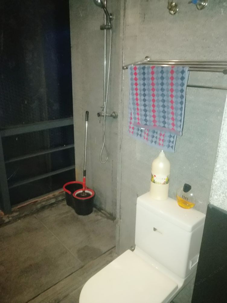 阳台大床房