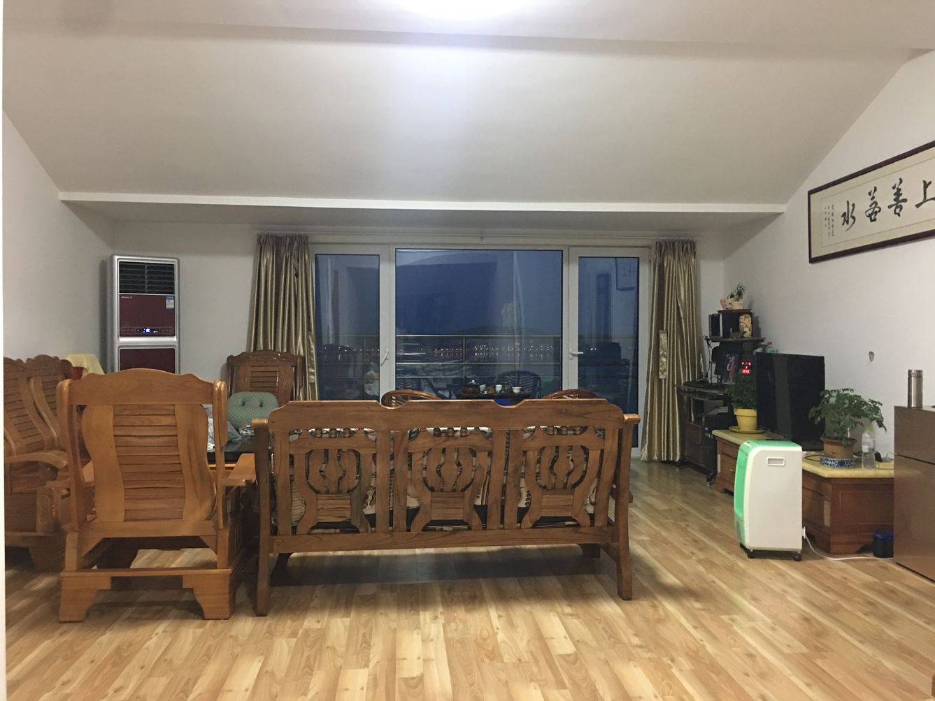 180度三室一厅套房