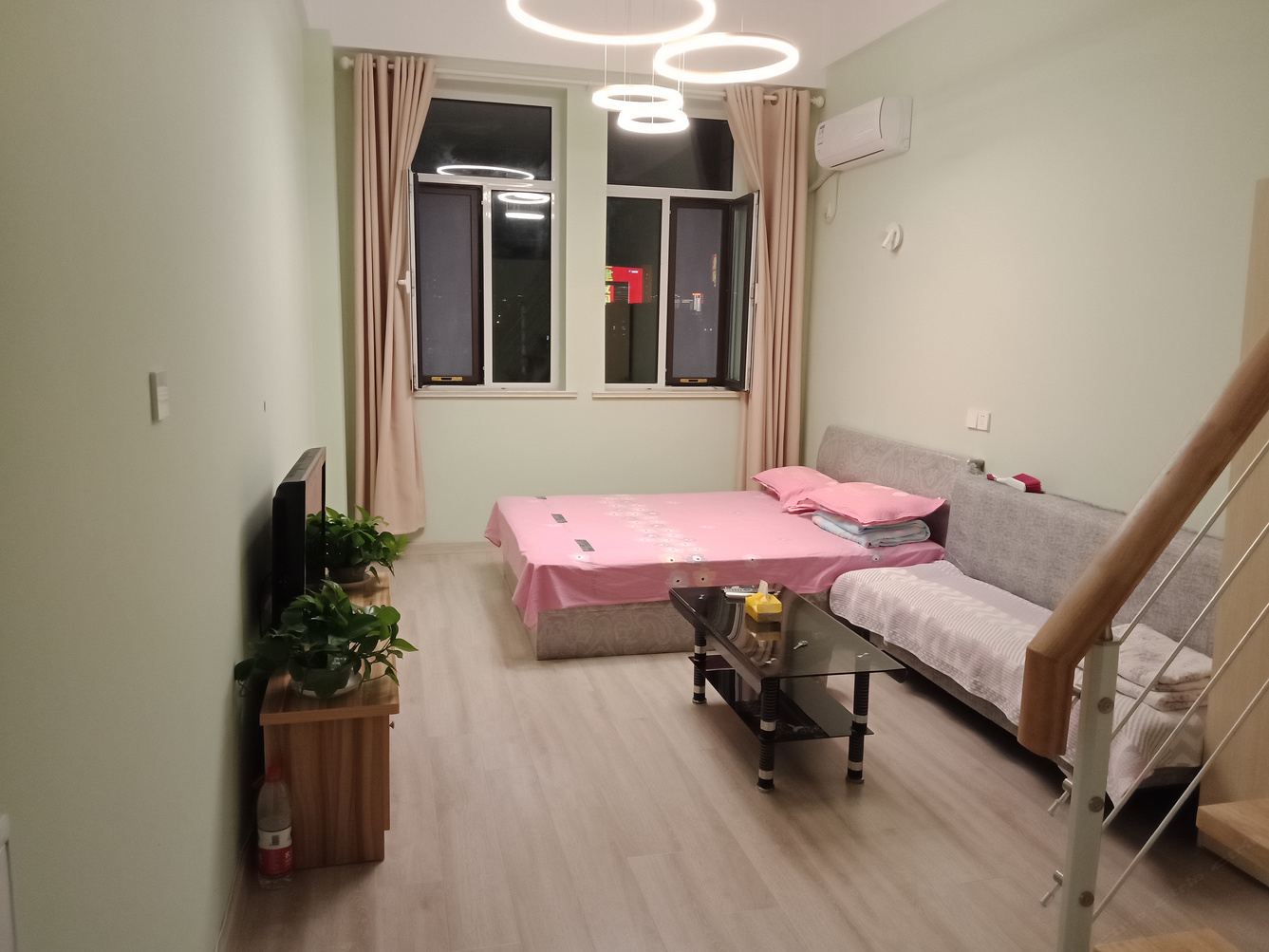 青岛李桂香三月公寓