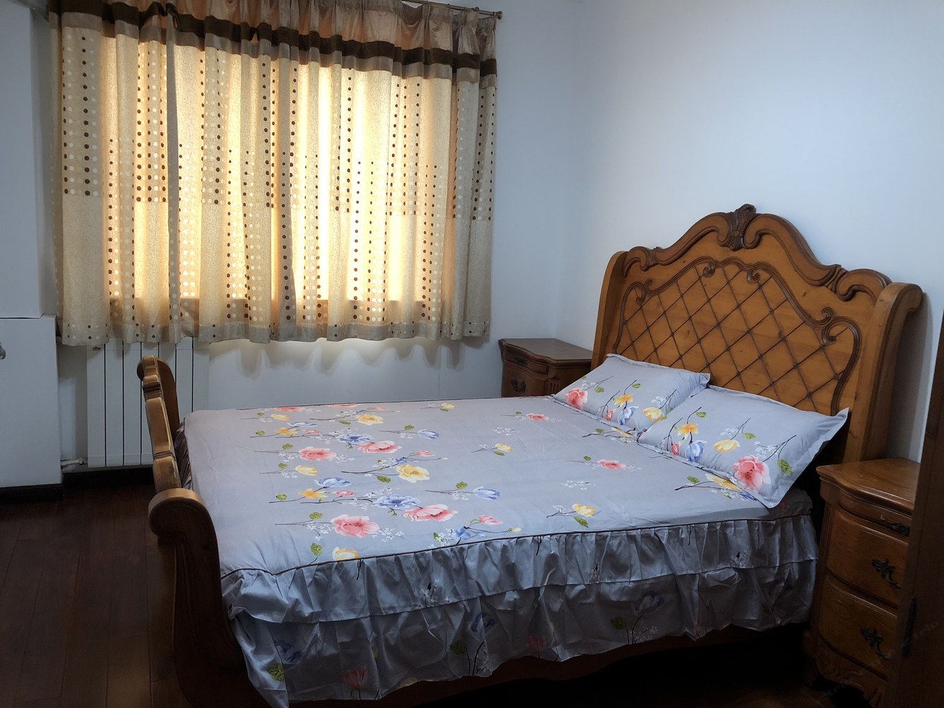 西安洋子的阳光屋公寓