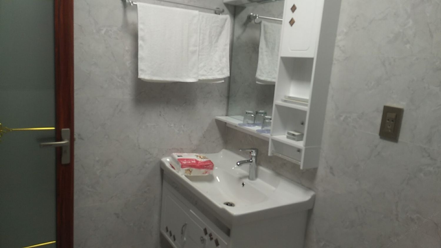 简约大床房